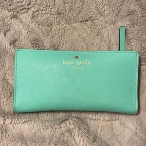 Kate Spade wallet like new - beautiful condition!
